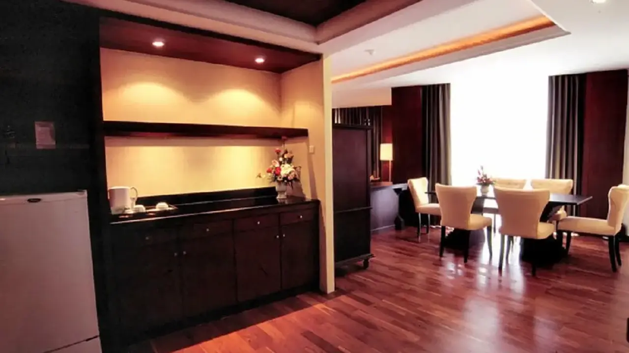 Long Beach Garden & Spa