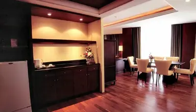 Long Beach Garden & Spa