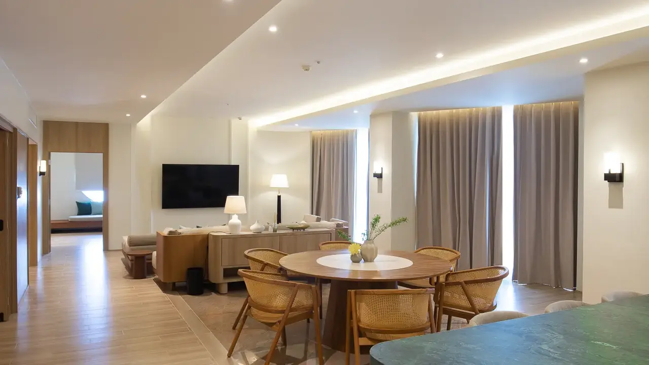 Long Beach Garden & Spa