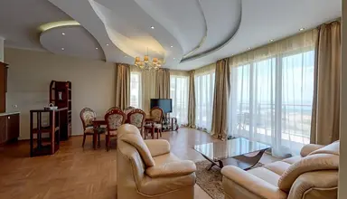 Long Beach Hotel & Spa