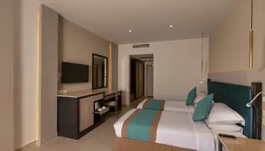 Long Beach Resort Hurghada
