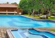 Long Beach Resort (Koggala)