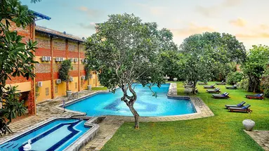 Long Beach Resort (Koggala)