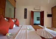 Long Beach Resort (Koggala)