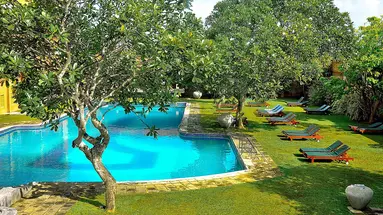 Long Beach Resort (Koggala)