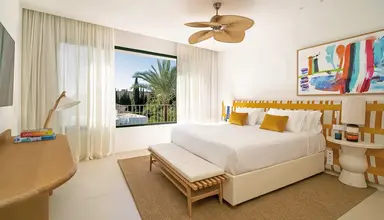 Los Monteros