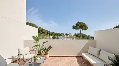 Los Monteros