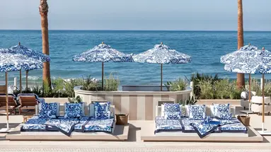 Los Monteros