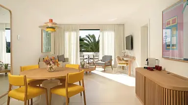 Los Monteros