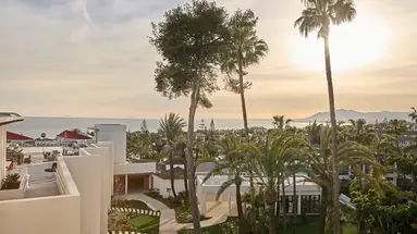 Los Monteros