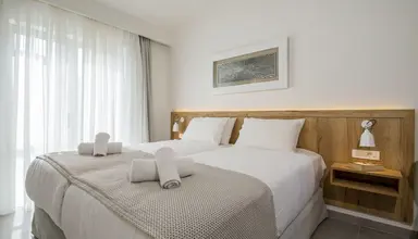 Lotus Hotel Apartments