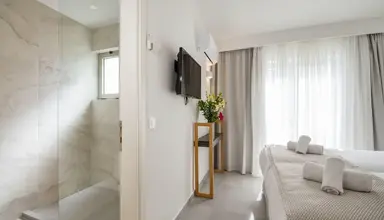 Lotus Hotel Apartments