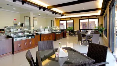 Lou Lou'a Beach Resort