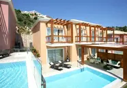 Louis Apostolata Island Resort