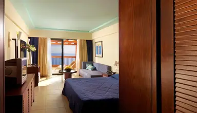 Louis Apostolata Island Resort
