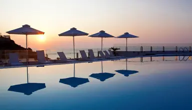 Louis Apostolata Island Resort