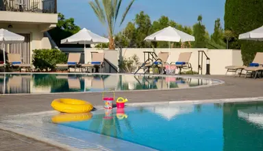 Louis Paphos Breeze
