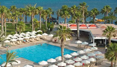 Louis Phaethon Beach