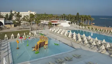 Louis Phaethon Beach