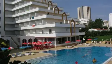 Luar