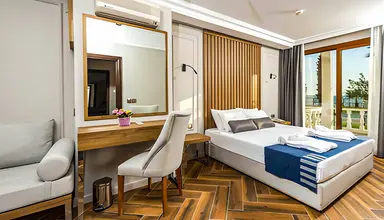 Lucas Didim Resort