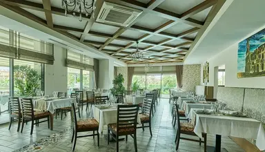 Luna Blanca Resort & Spa