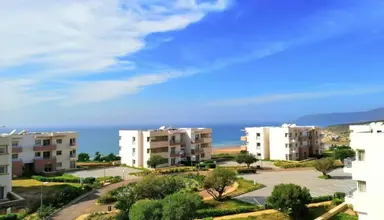 Lunja Village