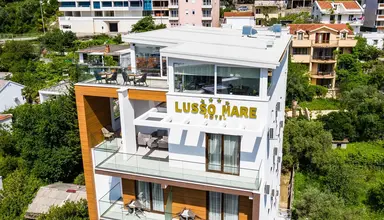 Lusso Mare by Aycon
