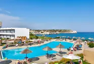 Lutania Beach