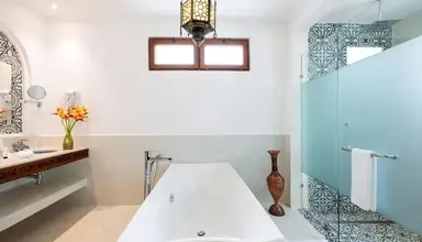 LUX Marijani