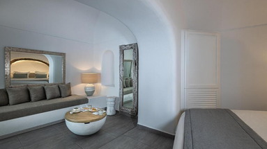 Luxury Aqua Suites Santorini