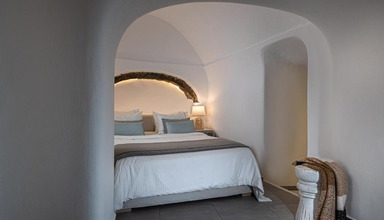 Luxury Aqua Suites Santorini
