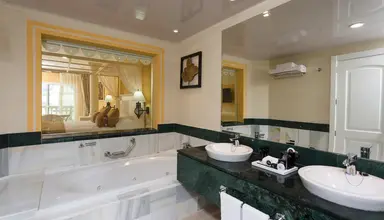 Luxury Bahia Principe Bouganville