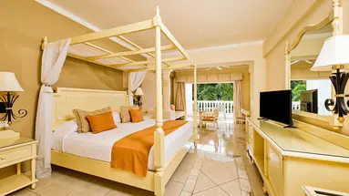 Luxury Bahia Principe Runaway