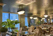 Luxury Premium Finese