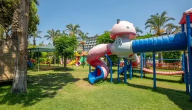 M. C. Arancia Resort
