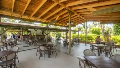 M. C. Arancia Resort