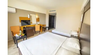 M. C. Arancia Resort