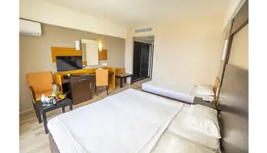 M. C. Arancia Resort