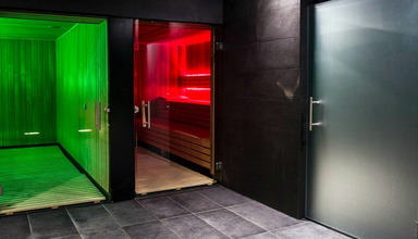 M - Hotel