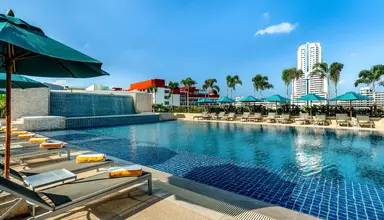 M Social Phuket