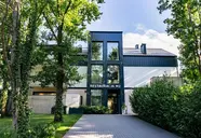 M2 Summer House
