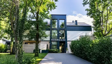 M2 Summer House