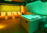 M2 Summer House