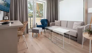 M2 Summer House