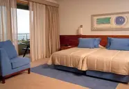 Madeira Regency Cliff