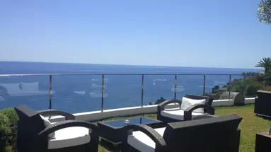 Madeira Regency Cliff