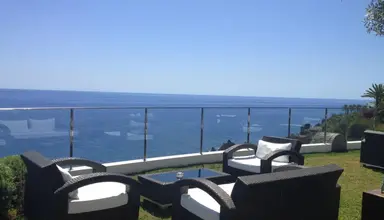 Madeira Regency Cliff