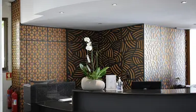 Madeira Regency Cliff