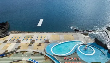 Madeira Regency Cliff